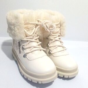 BCBG GIRLS CREAM QUILTED FUR-LINED ANKLE BOOTS SIZE 1 NWT
